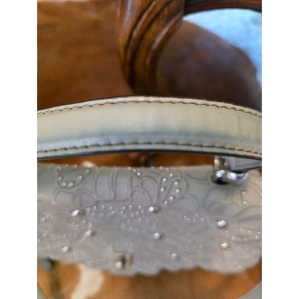 Michael Kors Cassie Gray Pebbled Leather & Silver Studded Flowers Satchel READ - Picture 12 of 16